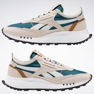 REEBOK MENS Classic Leather Legacy Sneakers